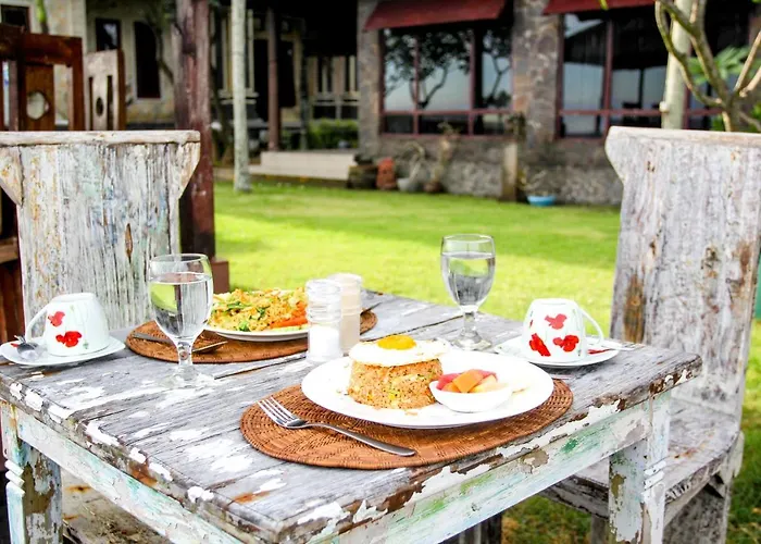 Hotel Temple Cafe & Seaside Candi Dasa (Bali)