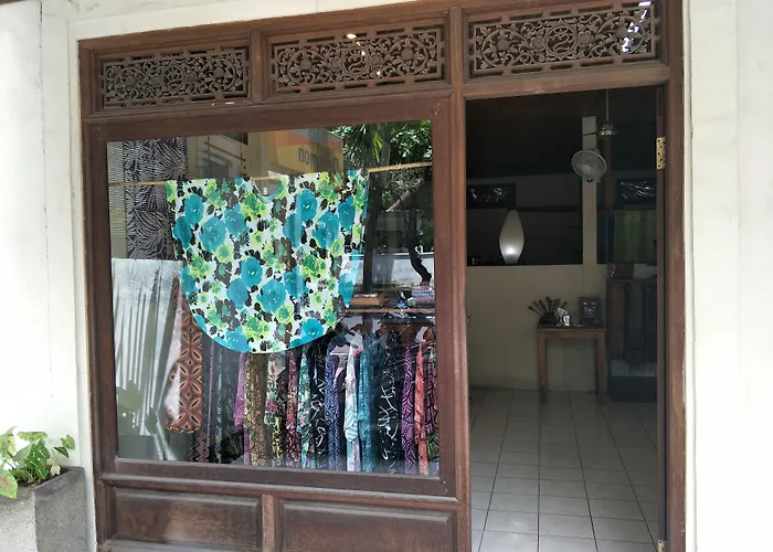 Temple Cafe & Seaside Hotel Candi Dasa (Bali)