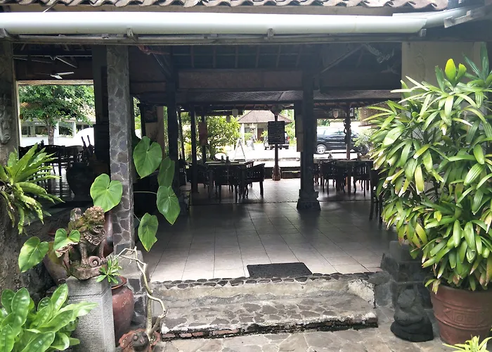 Hotel Temple Cafe & Seaside Candi Dasa (Bali)