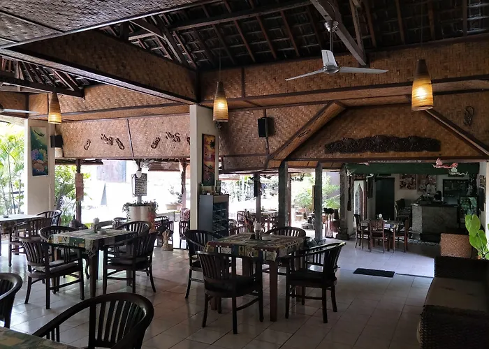 Temple Cafe & Seaside Candi Dasa (Bali)