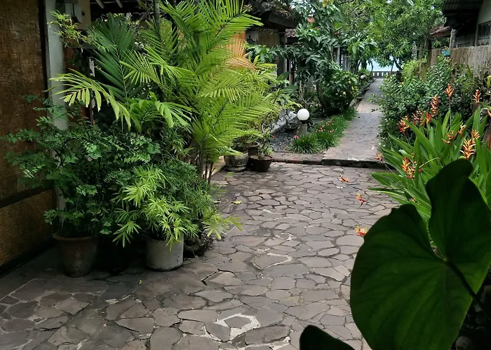 Temple Cafe & Seaside Candi Dasa (Bali)