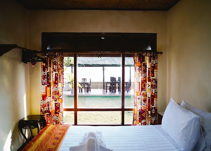 Temple Cafe & Seaside Hotel Candi Dasa (Bali)