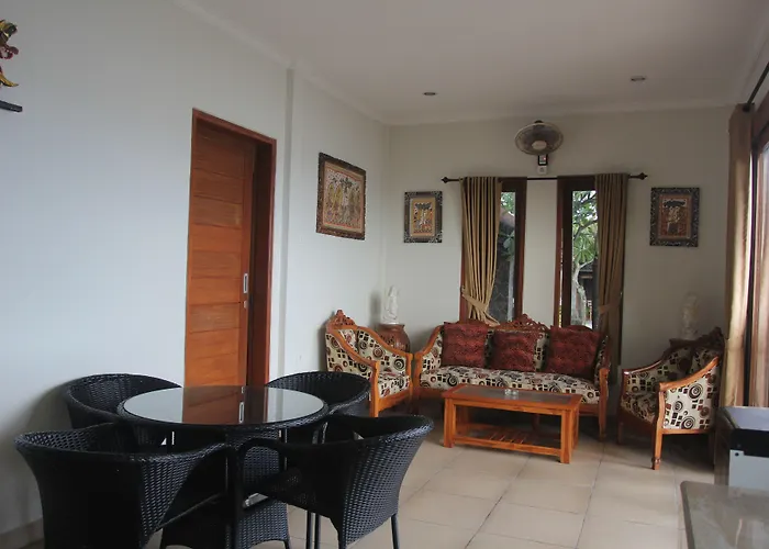 Temple Cafe & Seaside Hotel Candidasa